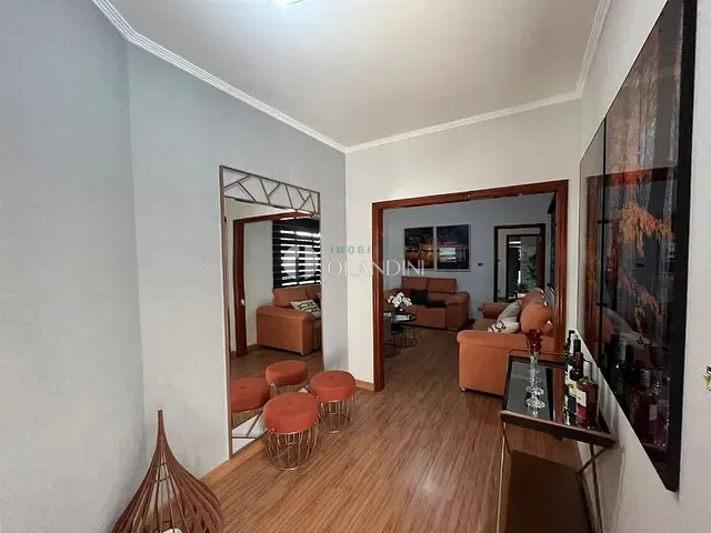Casa com 300m² 3 quartos e 4 banheiros, à venda, no bairro Itamaraty em Artur Nogueira