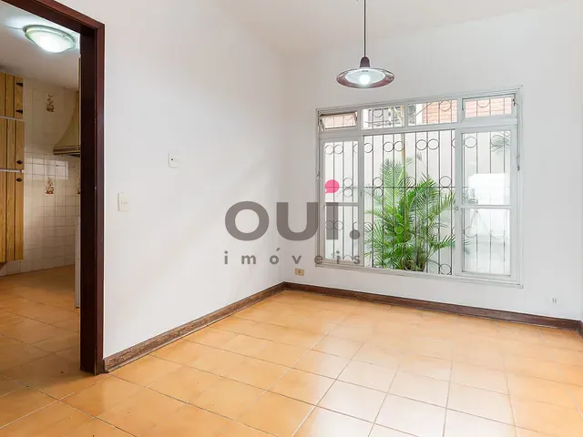 Casa com 304m² 5 quartos e 2 banheiros, à venda, no bairro Jardim Leonor em São Paulo