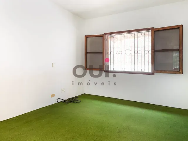Casa com 304m² 5 quartos e 2 banheiros, à venda, no bairro Jardim Leonor em São Paulo
