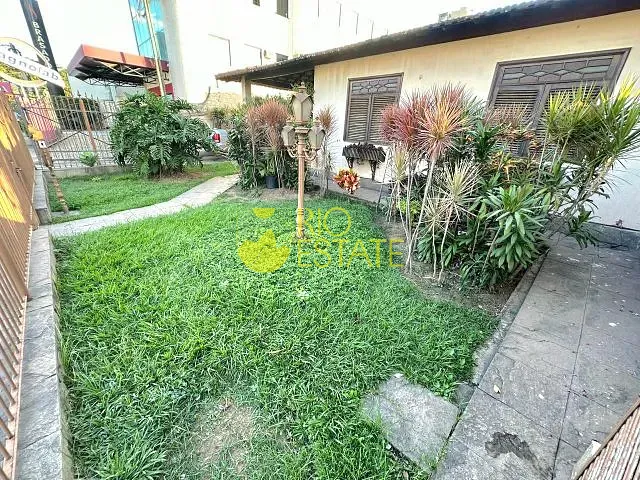 Casa com 548m², à venda ou para alugar, no bairro Vila Santa Cecília em Volta Redonda