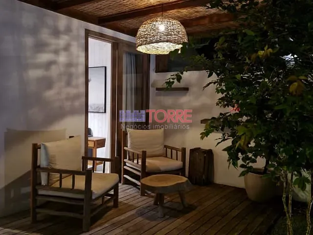 Casa com 240m² 4 quartos e 4 banheiros, à venda, no bairro Nossa Senhora da Vitória em Ilhéus