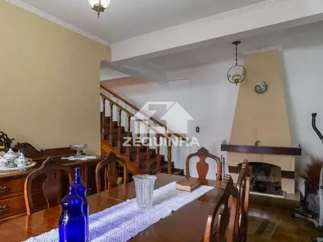 Casa com 250m² 3 quartos e 3 banheiros, à venda, no bairro Vila Campesina em Osasco