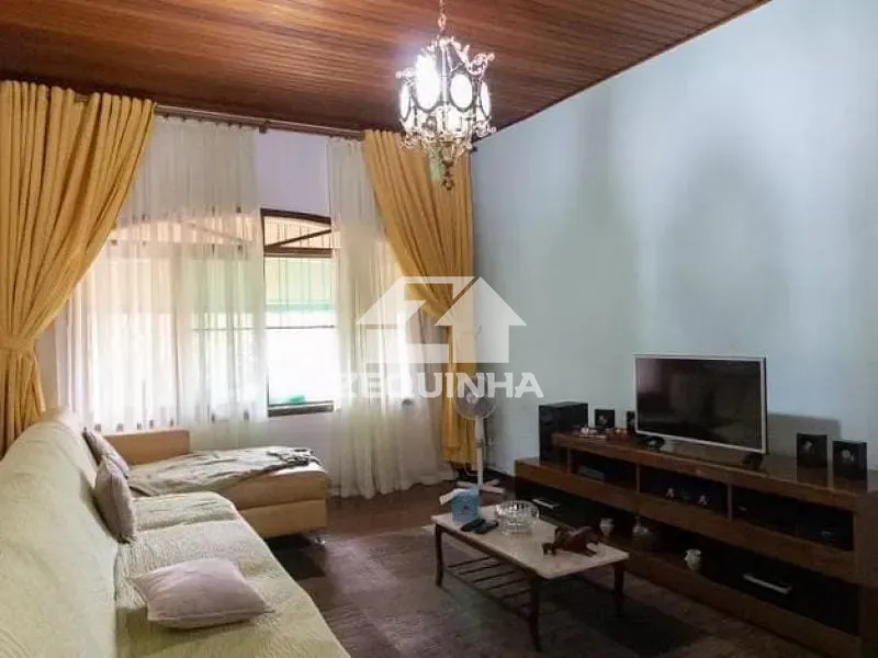 Casa, 3 quartos, 340 m² - Foto 3