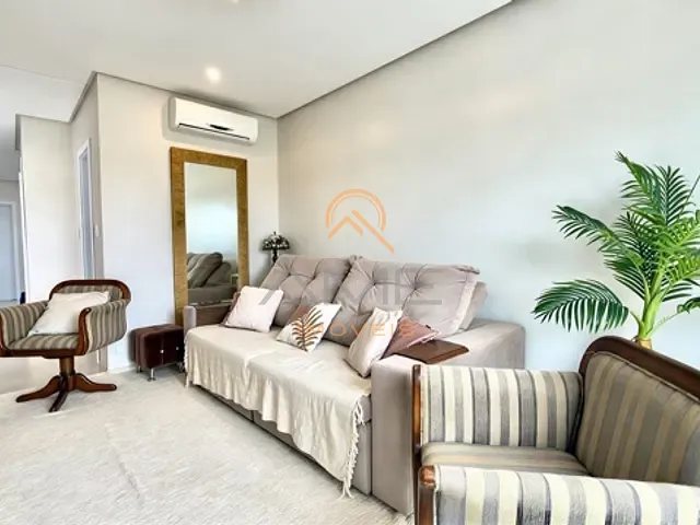 Casa 3 quartos e 2 banheiros, à venda, no bairro Três Vendas em Pelotas
