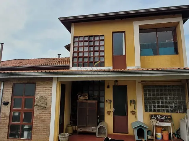 Casa 3 quartos e 3 banheiros, à venda, no bairro Boa Vista em Piracaia