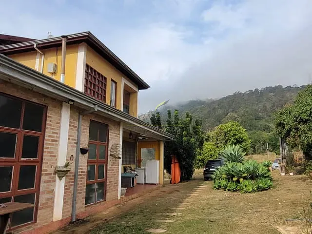 Casa 3 quartos e 3 banheiros, à venda, no bairro Boa Vista em Piracaia