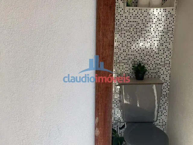Casa 4 quartos e 4 banheiros, à venda, no bairro Colônia em Barra Mansa