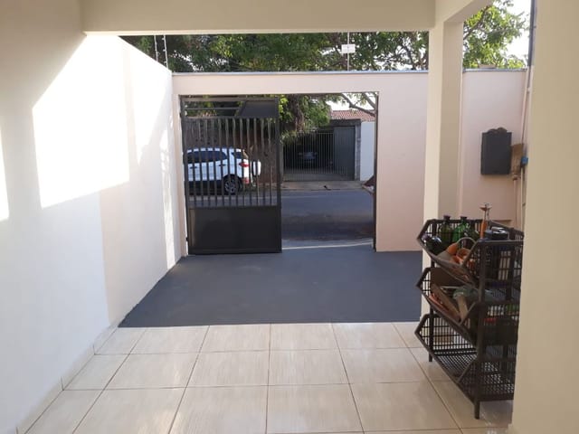 Casa com 127m² 2 quartos e 2 banheiros, à venda, no bairro 121 em Birigui