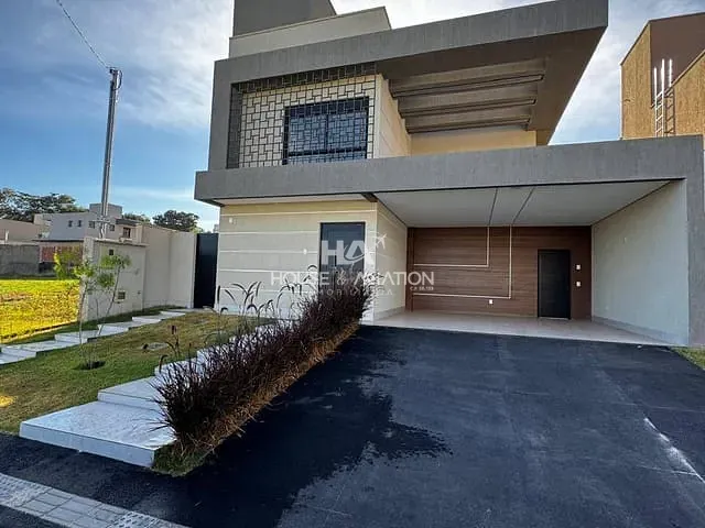 Casa com 300m² 4 quartos e 5 banheiros, à venda, no bairro Jardins Barcelona em Senador Canedo