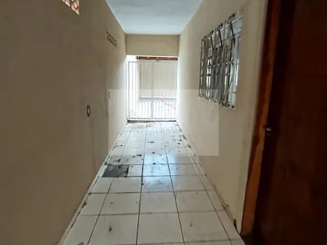Casa 4 quartos e 1 banheiro, para alugar, no bairro Vila Oliveira em Rolândia