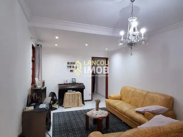 Casa 3 quartos e 2 banheiros, à venda, no bairro Parque Cidade Jardim em Jundiaí
