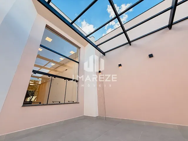Casa 3 quartos e 3 banheiros, à venda, no bairro Residencial Interlagos em Apucarana
