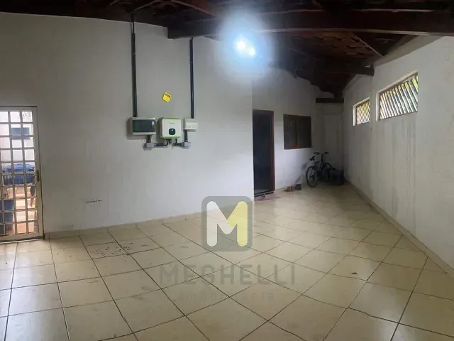 Casa com 200m² 4 quartos e 3 banheiros, à venda, no bairro Jardim das Roas II em Serrana