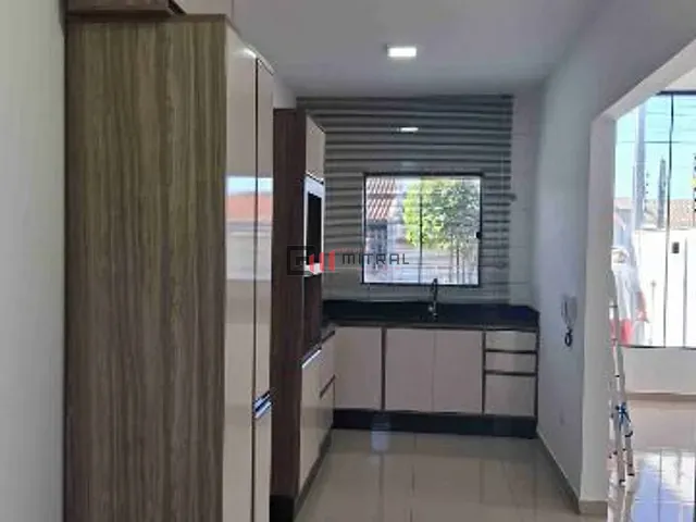 Casa 3 quartos e 1 banheiro, à venda, no bairro Catuai em Londrina