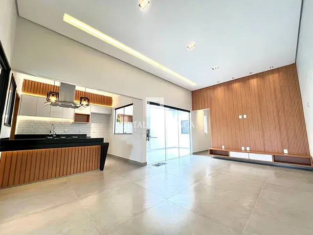 Casa com 140m² 3 quartos e 2 banheiros, à venda, no bairro Villa Verde em Bragança Paulista