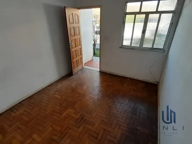 Casa 3 quartos e 2 banheiros, à venda, no bairro Jardim Tiradentes em Volta Redonda