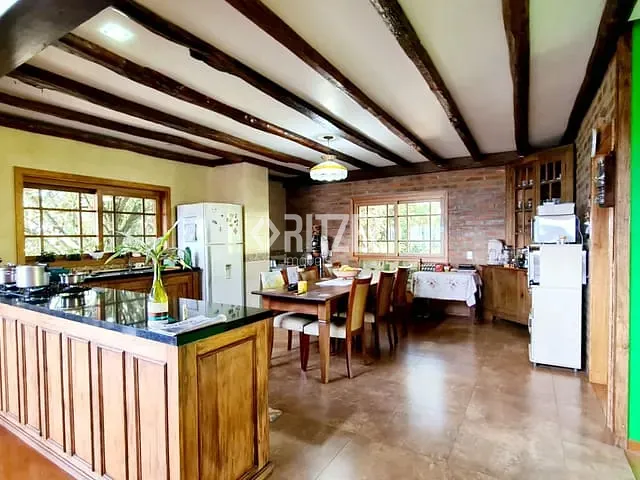 Casa com 3200m² 3 quartos e 3 banheiros, à venda, no bairro Jardim Panorâmico em Ivoti