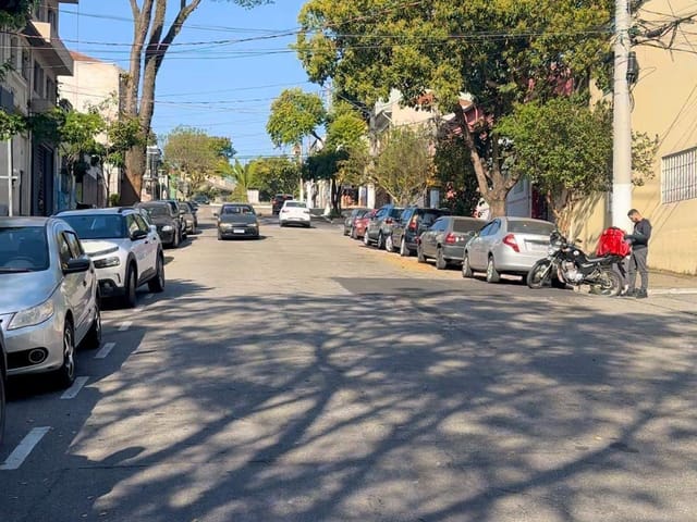 Casa com 430m² 2 quartos e 2 banheiros, à venda, no bairro Cambuci em São Paulo
