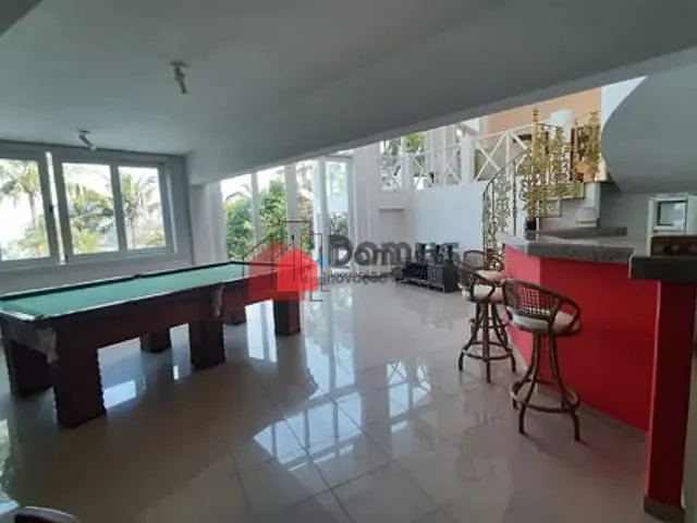 Casa com 1000m², à venda, no bairro Massaguaçu em Caraguatatuba