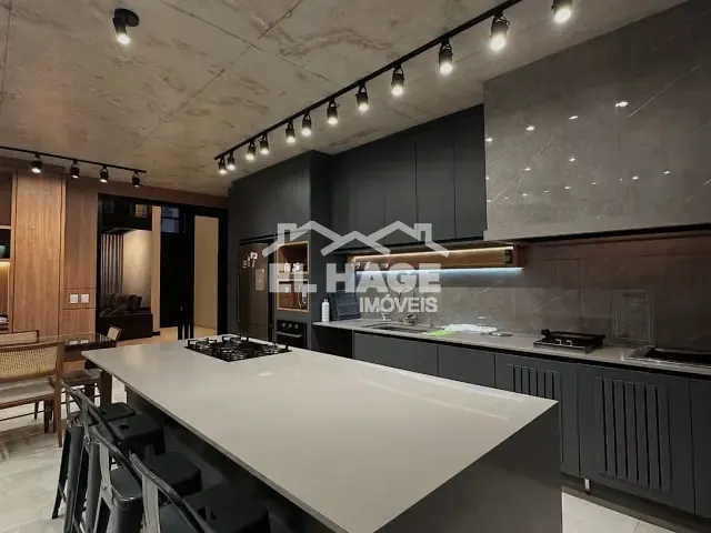 Casa com 469m² 4 quartos e 6 banheiros, à venda, no bairro Ribeirão do Lipa em Cuiabá