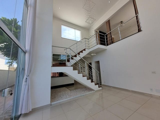 Casa com 450m² 3 quartos e 1 banheiro, para alugar, no bairro Loteamento Residencial Jardim Villagio II em Americana