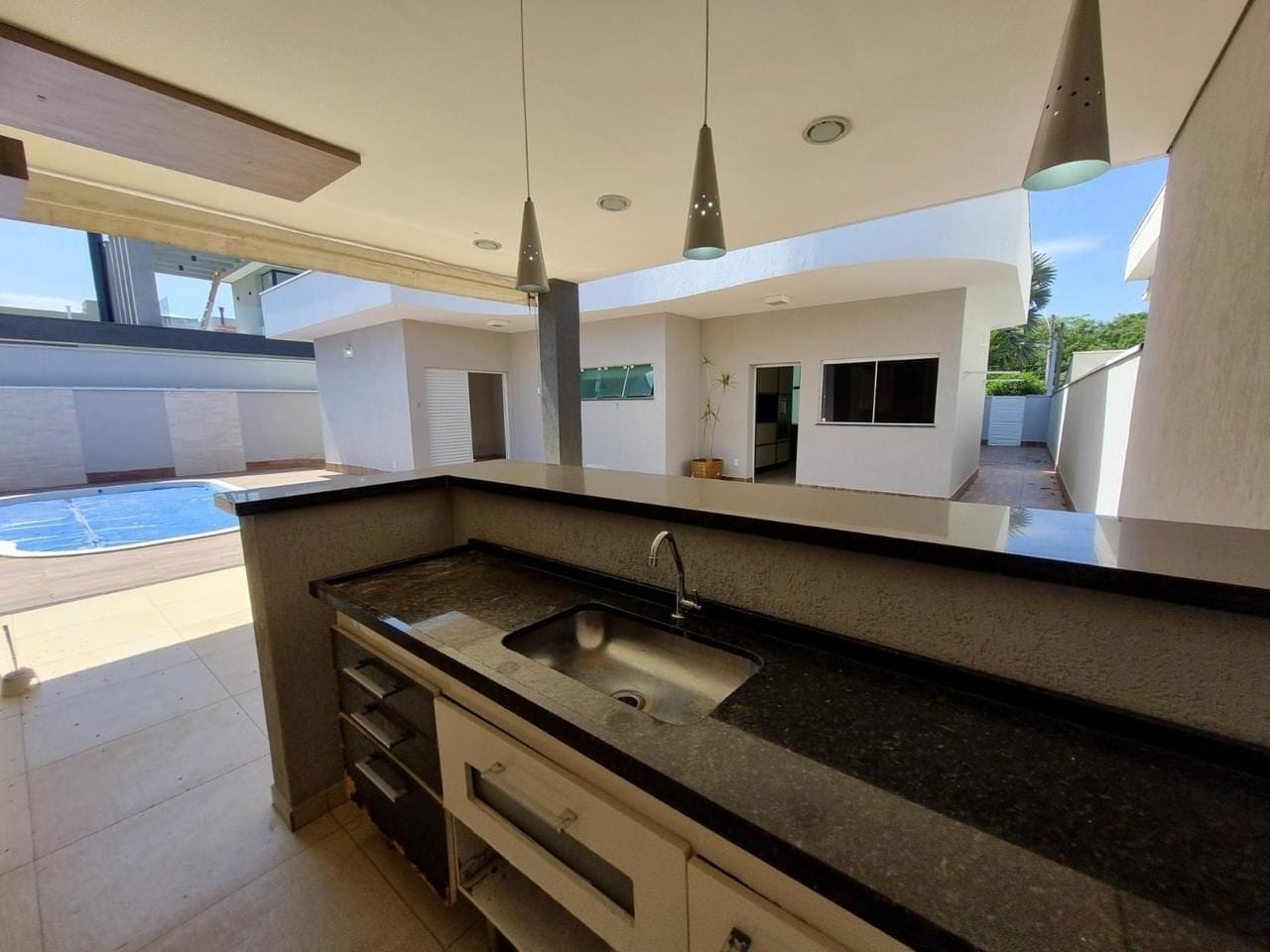 Casa, 3 quartos, 253 m² - Foto 37