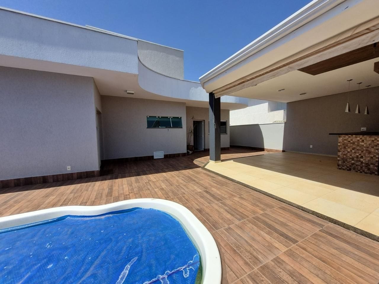Casa, 3 quartos, 253 m² - Foto 31
