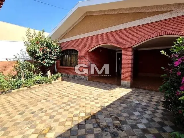 Casa com 450m² 4 quartos e 3 banheiros, à venda, no bairro Sumarezinho em Ribeirão Preto
