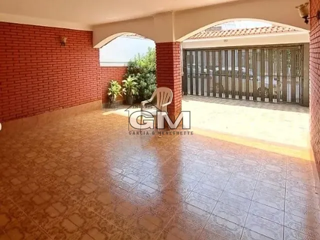 Casa com 450m² 4 quartos e 3 banheiros, à venda, no bairro Sumarezinho em Ribeirão Preto