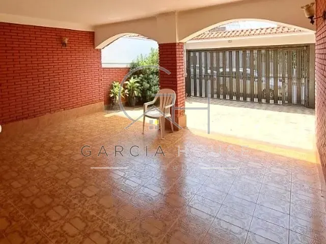 Casa com 450m² 4 quartos e 3 banheiros, à venda, no bairro Sumarezinho em Ribeirão Preto