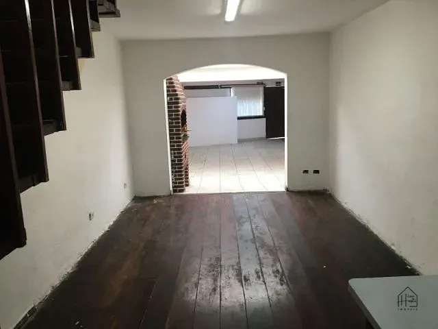 Casa com 110m² 4 quartos e 3 banheiros, à venda, no bairro Parque Santos Dumont em Taboão da Serra