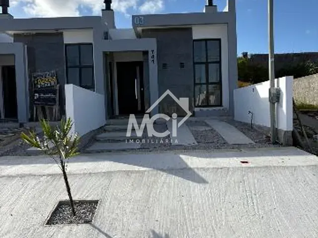Casa com 175m² 2 quartos e 1 banheiro, à venda, no bairro Areal em Pelotas