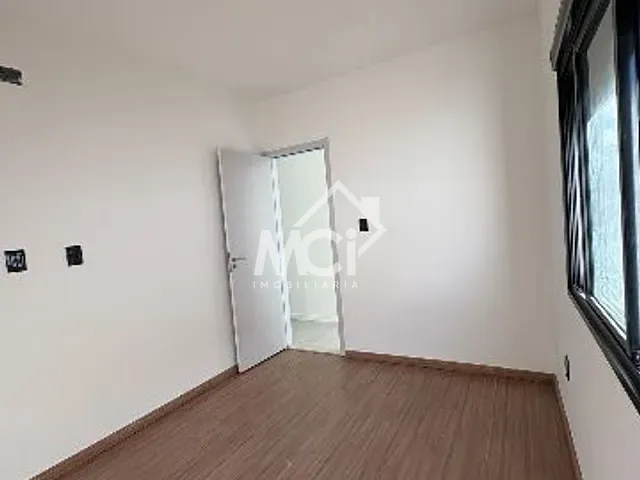 Casa com 175m² 2 quartos e 1 banheiro, à venda, no bairro Areal em Pelotas