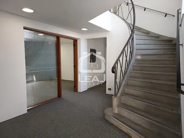 Casa com 400m², para alugar, no bairro Pinheiros em São Paulo