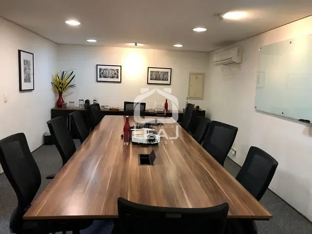 Casa com 400m², para alugar, no bairro Pinheiros em São Paulo