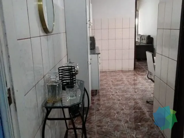 Casa com 110m² 2 quartos e 2 banheiros, à venda, no bairro Jardim Celani em Salto
