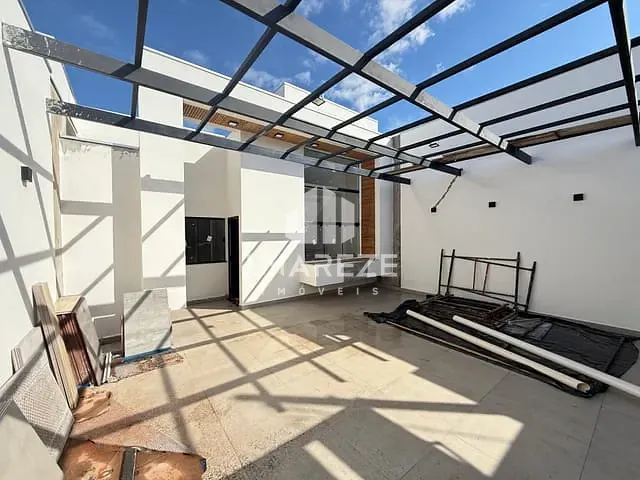 Casa 2 quartos e 3 banheiros, à venda, no bairro Residencial Interlagos em Apucarana