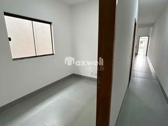 Casa com 150m² 3 quartos e 2 banheiros, à venda, no bairro Residencial Monte Pascoal em Goiânia