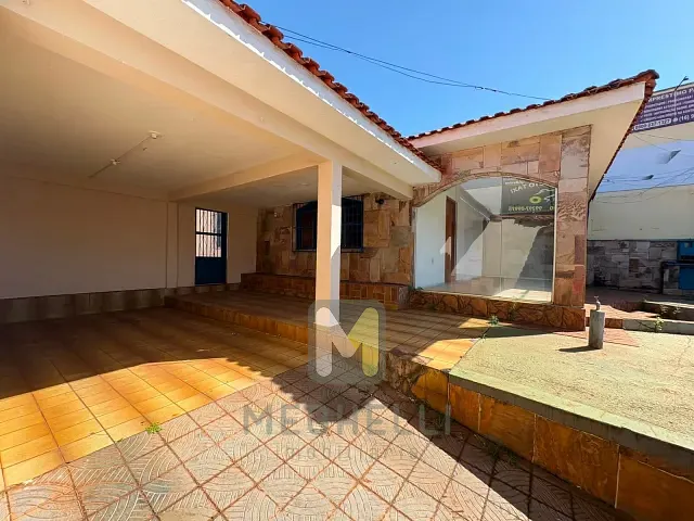 Casa com 200m² 3 quartos e 1 banheiro, para alugar, no bairro Jardim Cristina em Serrana