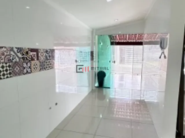Casa 2 quartos e 1 banheiro, à venda, no bairro Sabará III em Londrina