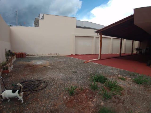 Casa com 298m² 3 quartos e 1 banheiro, à venda, no bairro Residencial Nossa Terra em Cambé