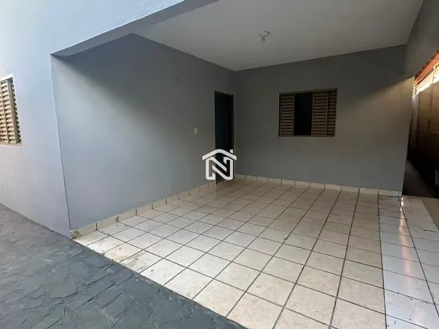 Casa 4 quartos e 2 banheiros, para alugar, no bairro Oeste em Paraíso do Tocantins