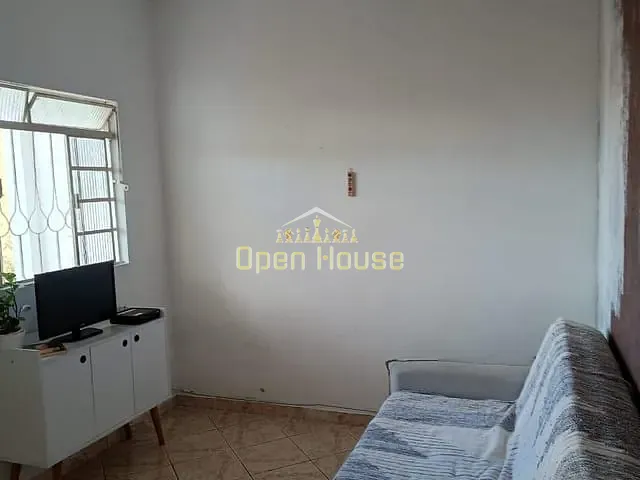 Casa 2 quartos e 1 banheiro, à venda, no bairro Santo Agostinho em Volta Redonda
