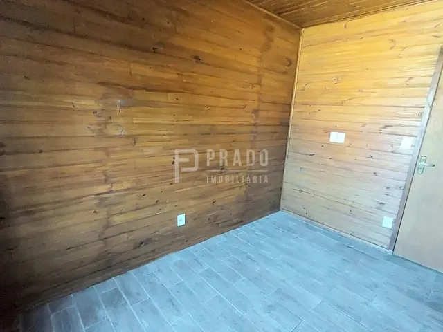 Casa 3 quartos e 1 banheiro, à venda, no bairro Laranjal em Pelotas