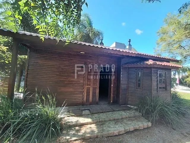 Casa 3 quartos e 1 banheiro, à venda, no bairro Laranjal em Pelotas