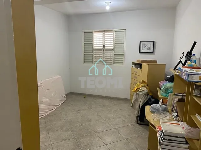Casa com 250m² 3 quartos e 2 banheiros, à venda, no bairro Jardim de Alah em Taubaté
