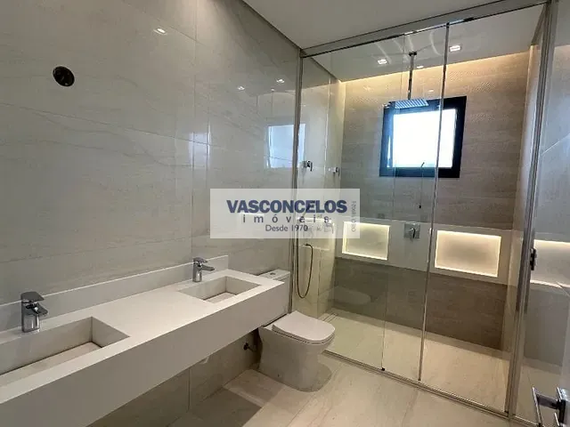 Casa com 480m² 4 quartos e 6 banheiros, à venda, no bairro Condomínio Residencial Alphaville II em São José dos Campos
