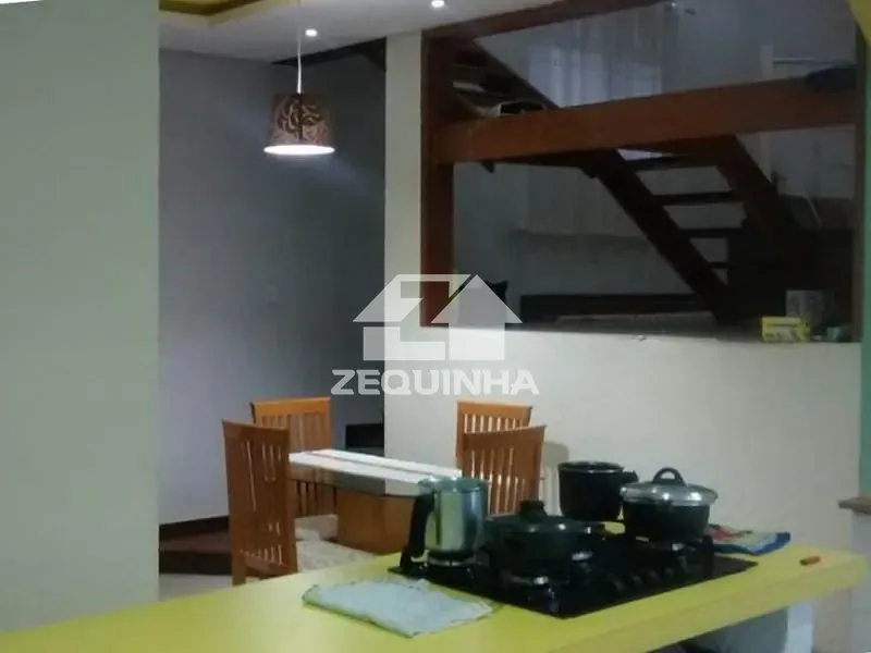 Casa, 2 quartos, 280 m² - Foto 1