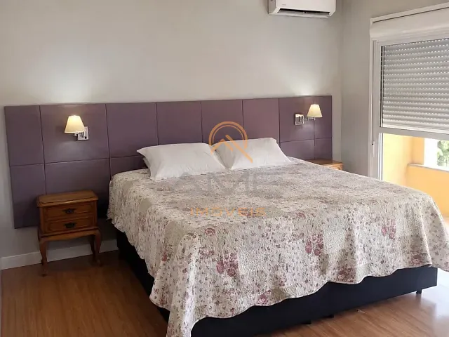 Casa com 300m² 3 quartos e 3 banheiros, à venda, no bairro Areal em Pelotas