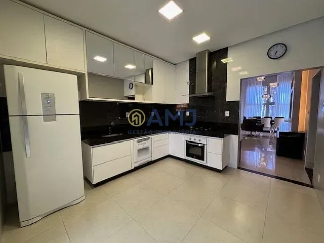Casa, 3 quartos, 220 m² - Foto 8